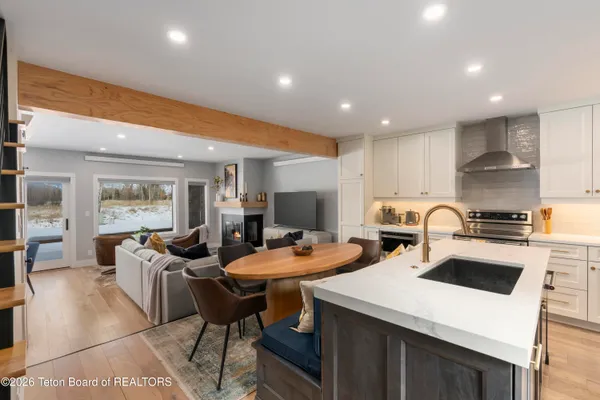 $1,930,000 | 400 Sagebrush Drive, Unit 94D, Jackson, WY 83001
