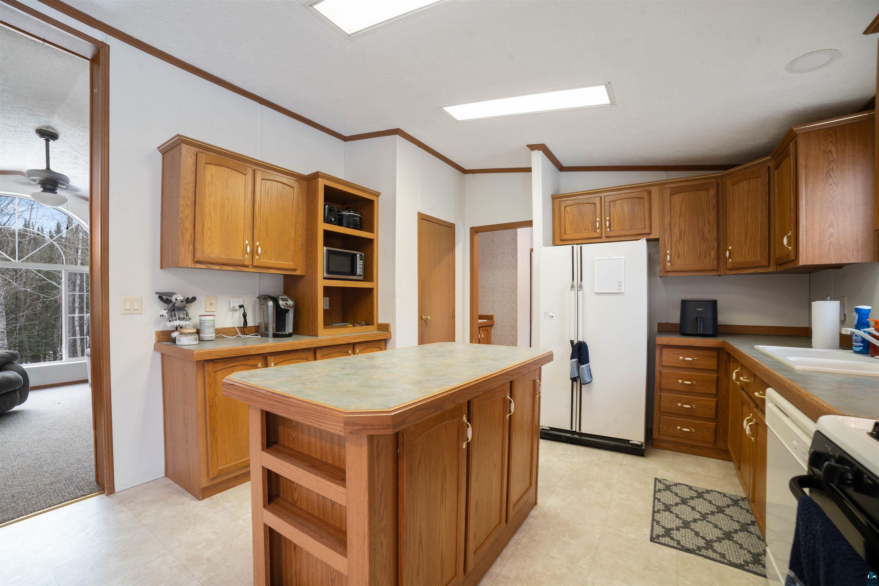 5945 Jean Duluth Road Duluth, MN 55803 - Photo 7 of 23 Gallery Image 7