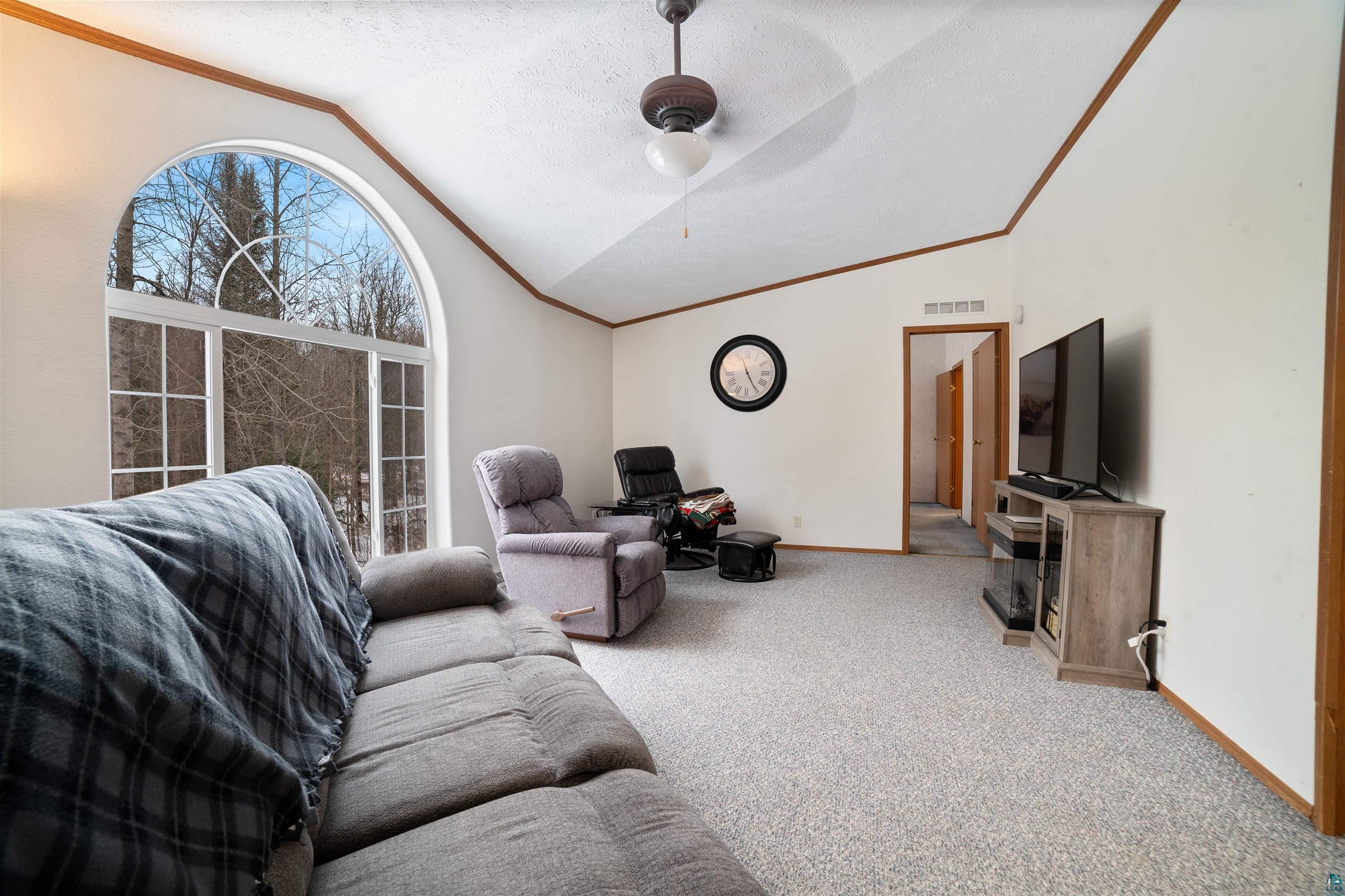5945 Jean Duluth Road Duluth, MN 55803 - Photo 10 of 23 Gallery Image 10