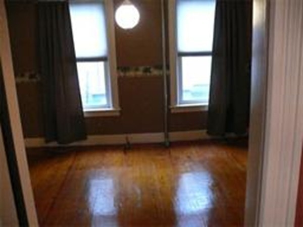 4 Normal Street Worcester, MA 01605 - Photo 8 of 12 Gallery Image 8