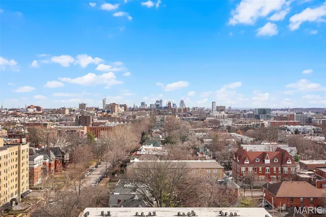 $335,000 | 4466 West Pine Boulevard, Unit 15F, St. Louis, MO 63108