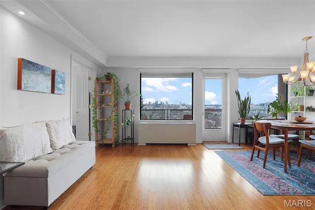 $335,000 | 4466 West Pine Boulevard, Unit 15F, St. Louis, MO 63108