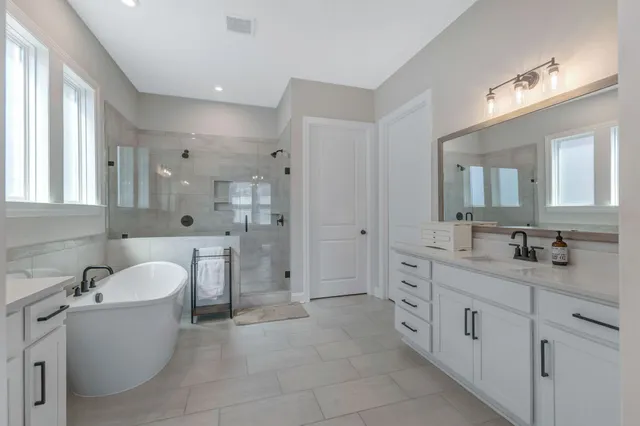 a close view of sink