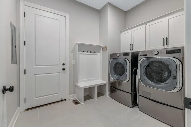 a front view of house with yard