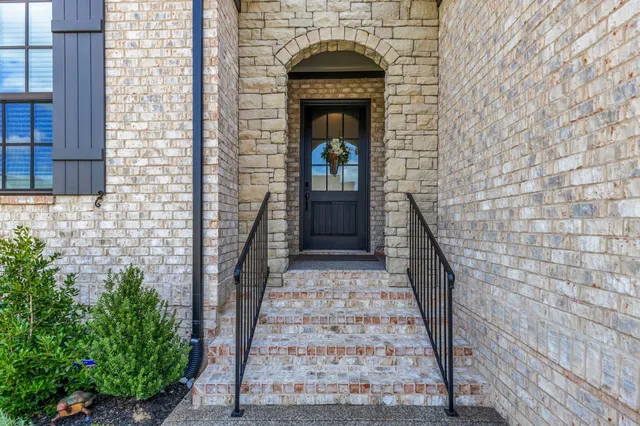 $1,170,000 | 5432 Ayana Drive, Arrington, TN 37014