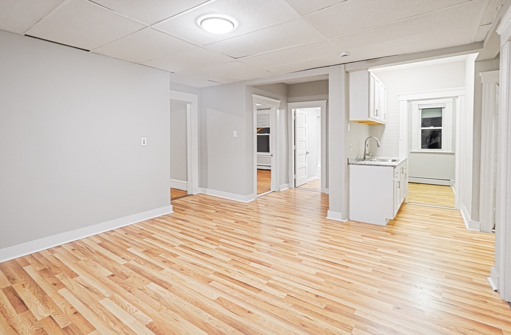 15 1/2 Mendon Street, Unit 3 Worcester, MA 01604 - Photo 10 of 27