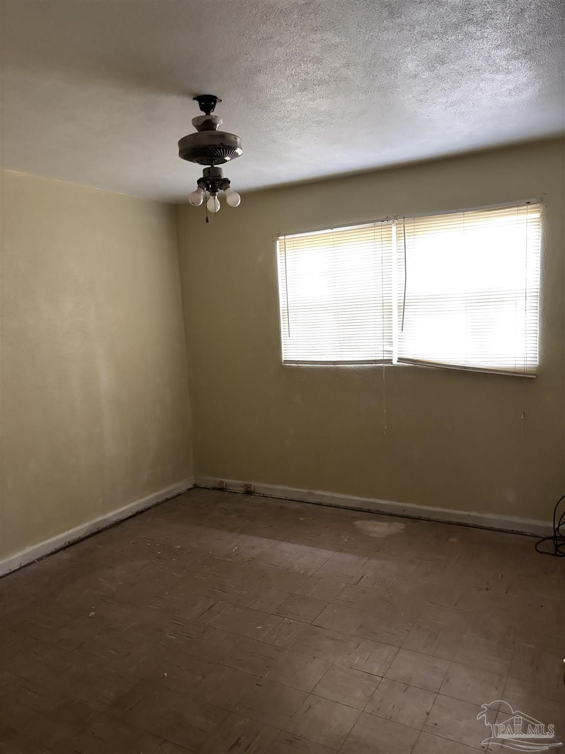 207 Hart Drive Pensacola, FL 32503 - Photo 11 of 18