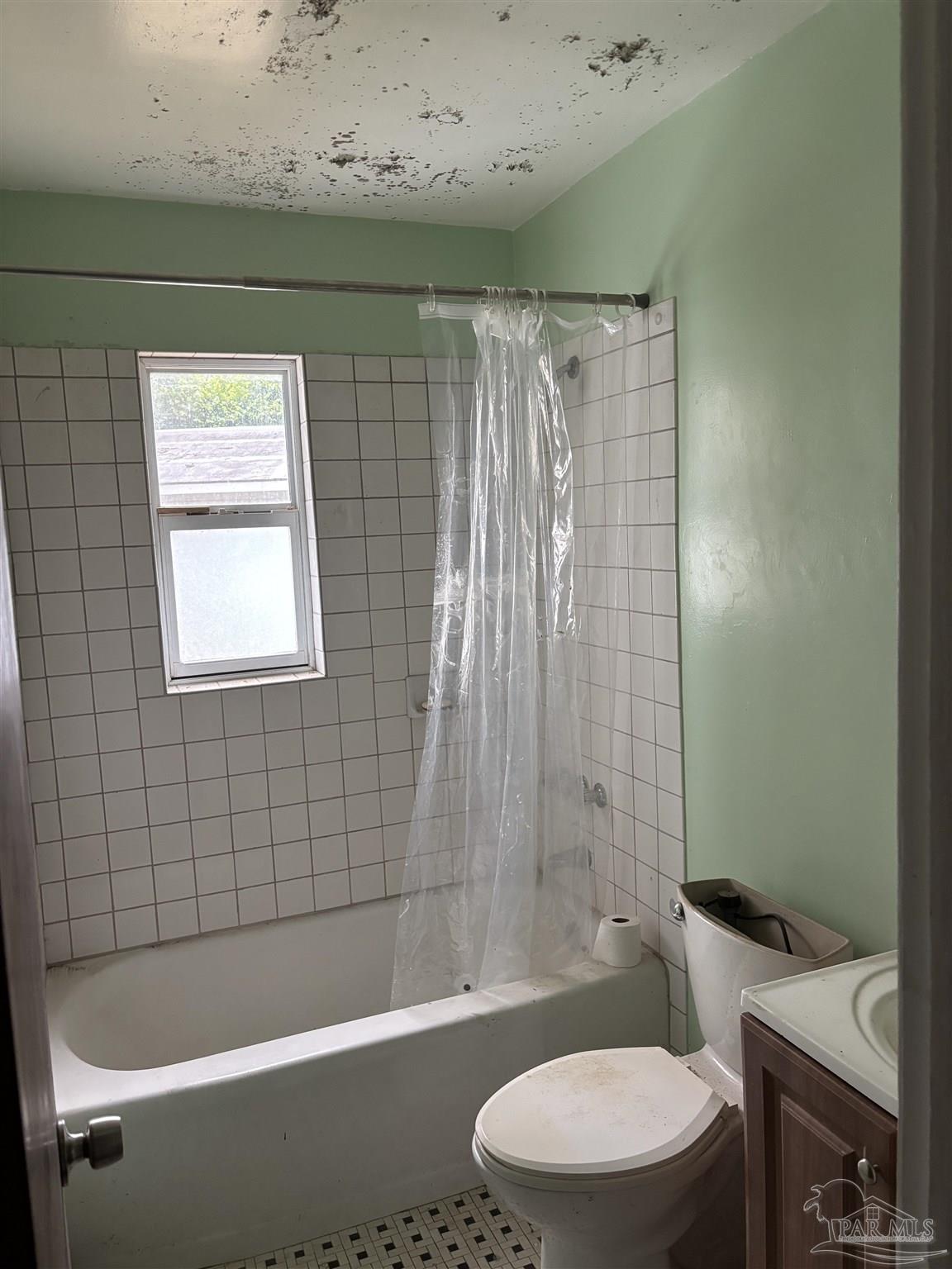 207 Hart Drive Pensacola, FL 32503 - Photo 12 of 18