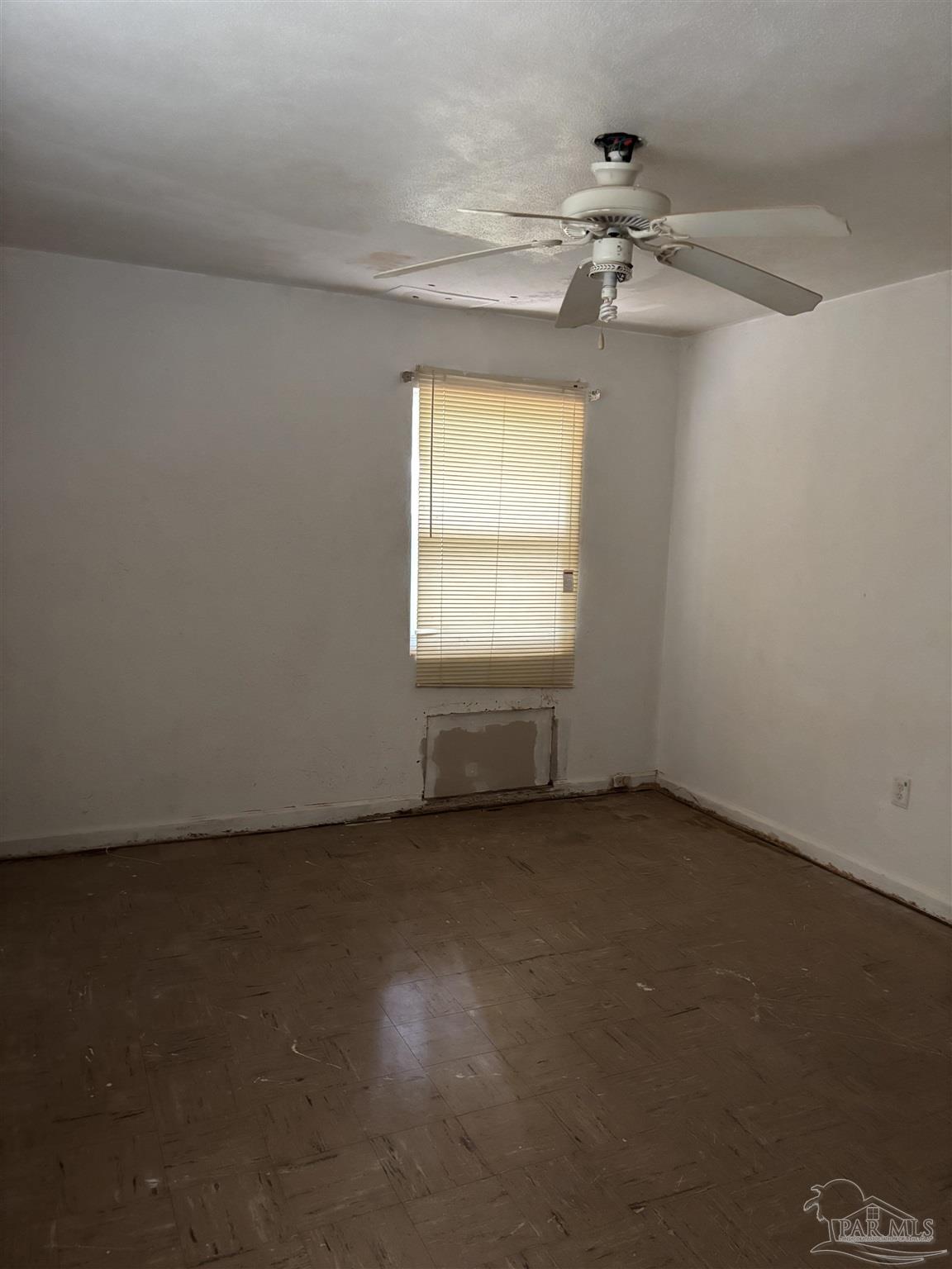 207 Hart Drive Pensacola, FL 32503 - Photo 9 of 18