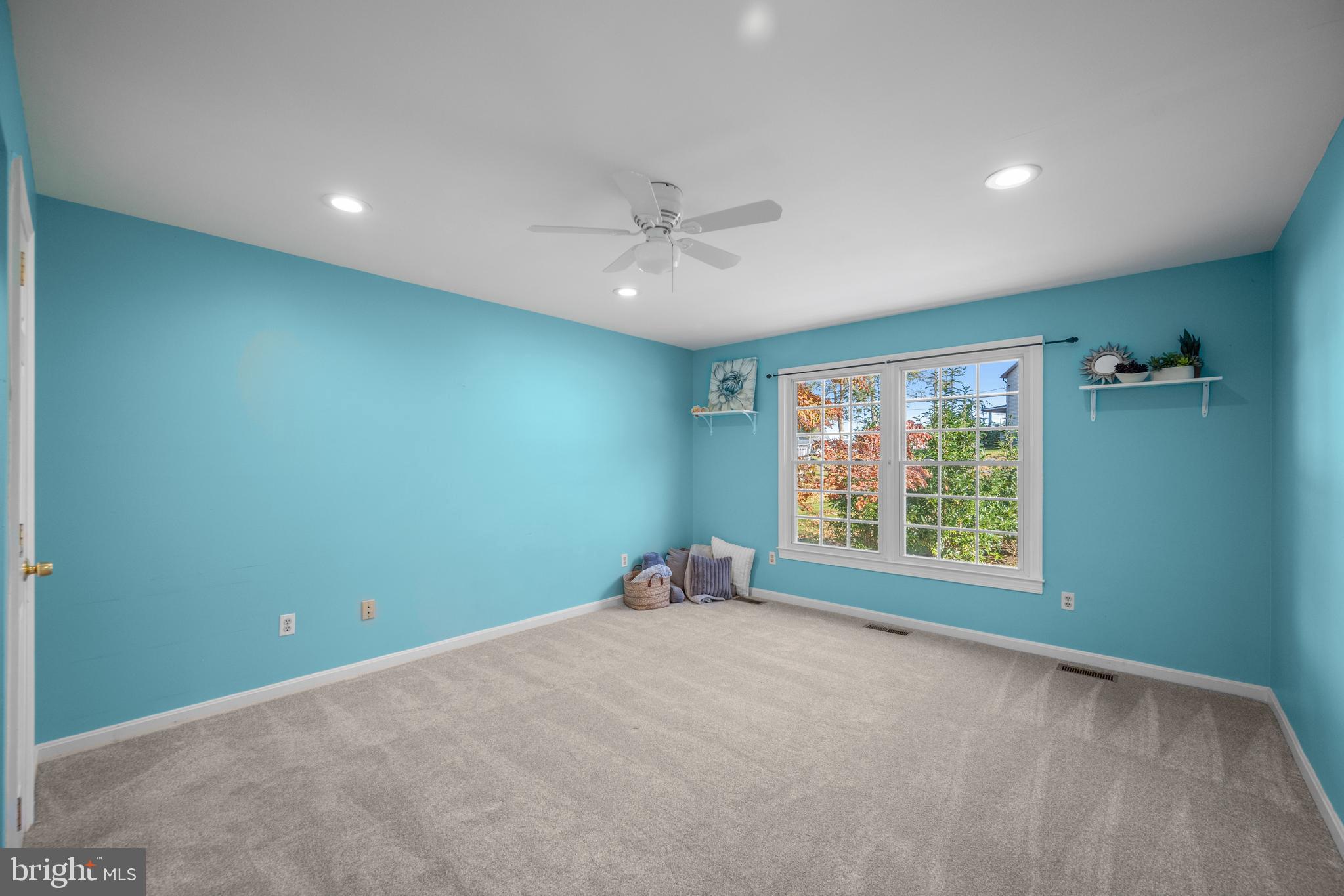 10781 Scaggsville Road Laurel, MD 20723 - Photo 18 of 44 3rdmainlevel bedrrom