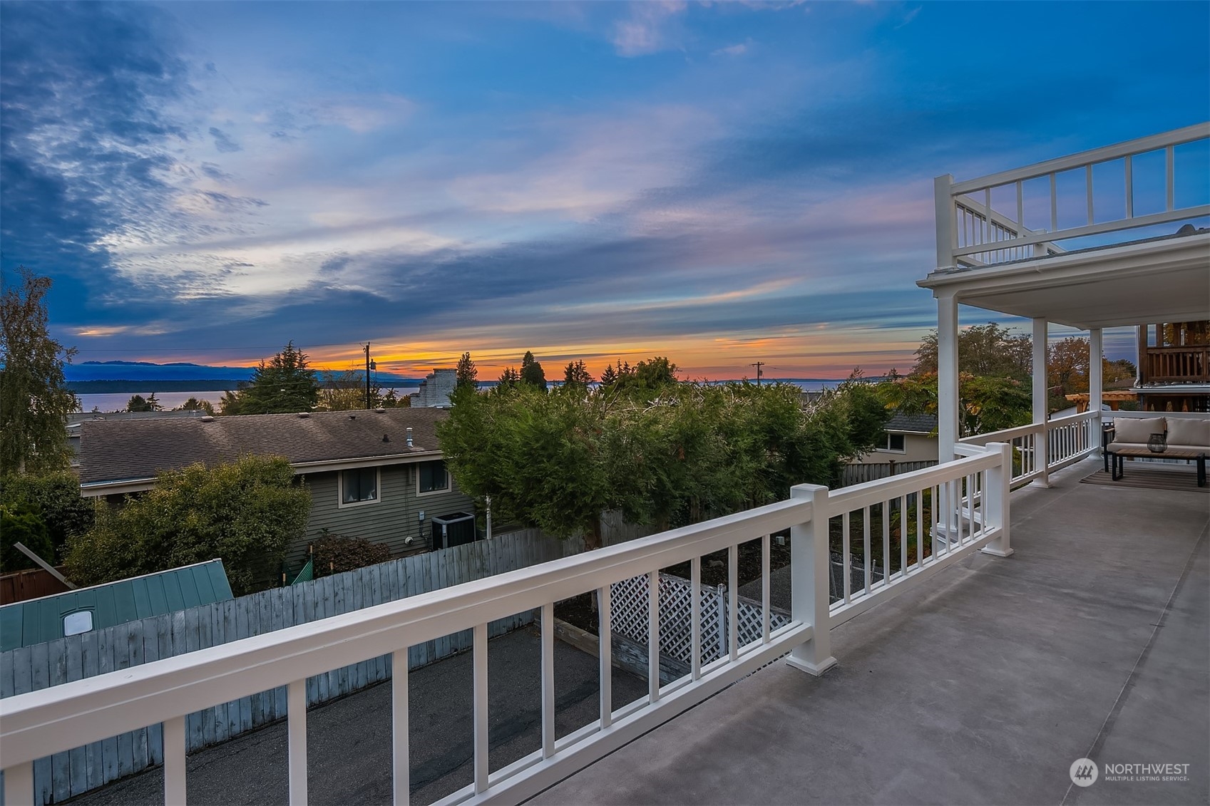 616 View Place Edmonds, WA 98020 - Photo 15 of 40 Gallery Image 15