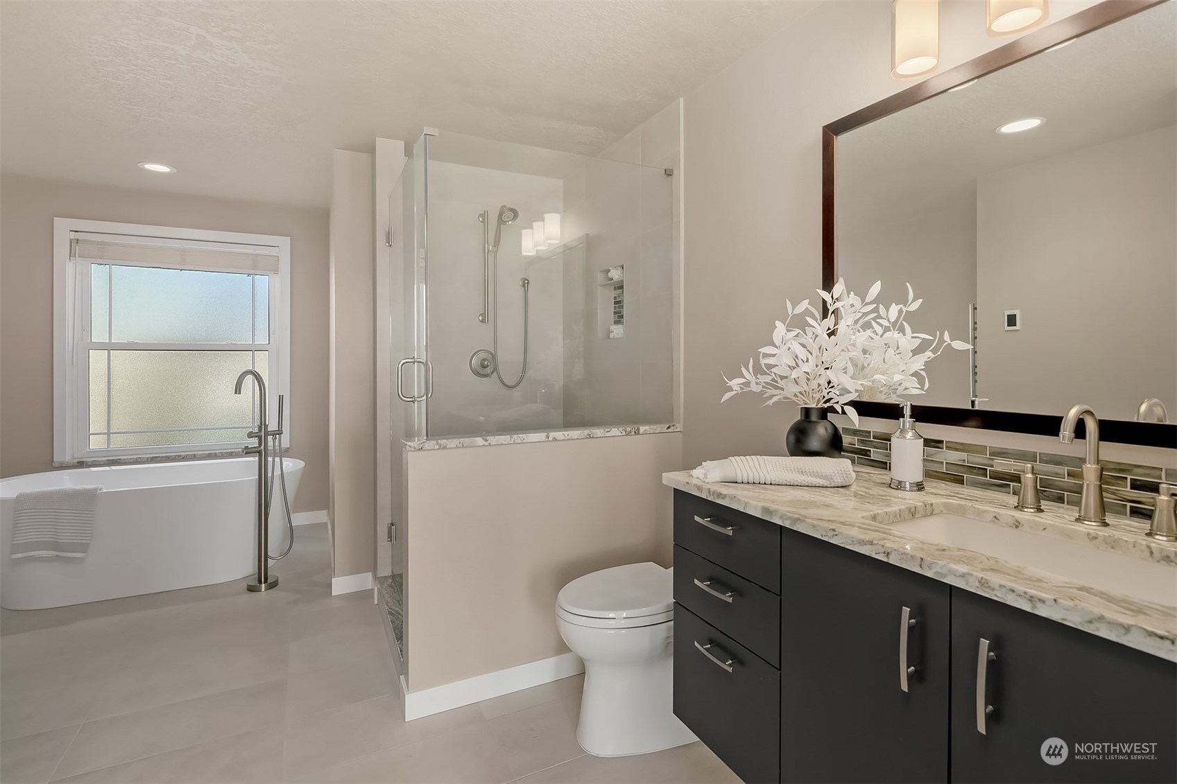 616 View Place Edmonds, WA 98020 - Photo 25 of 40 Gallery Image 25