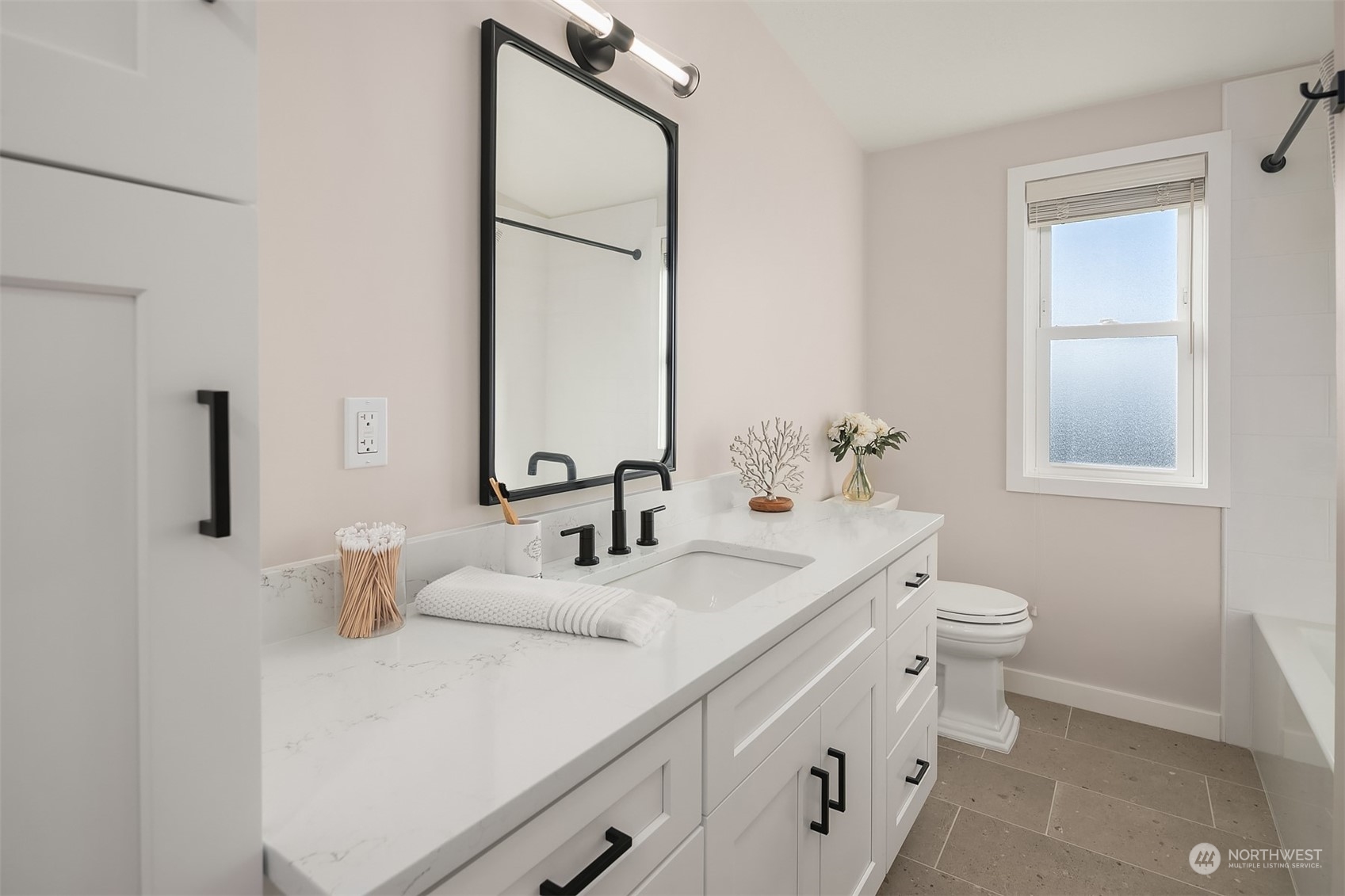 616 View Place Edmonds, WA 98020 - Photo 27 of 40 Gallery Image 27
