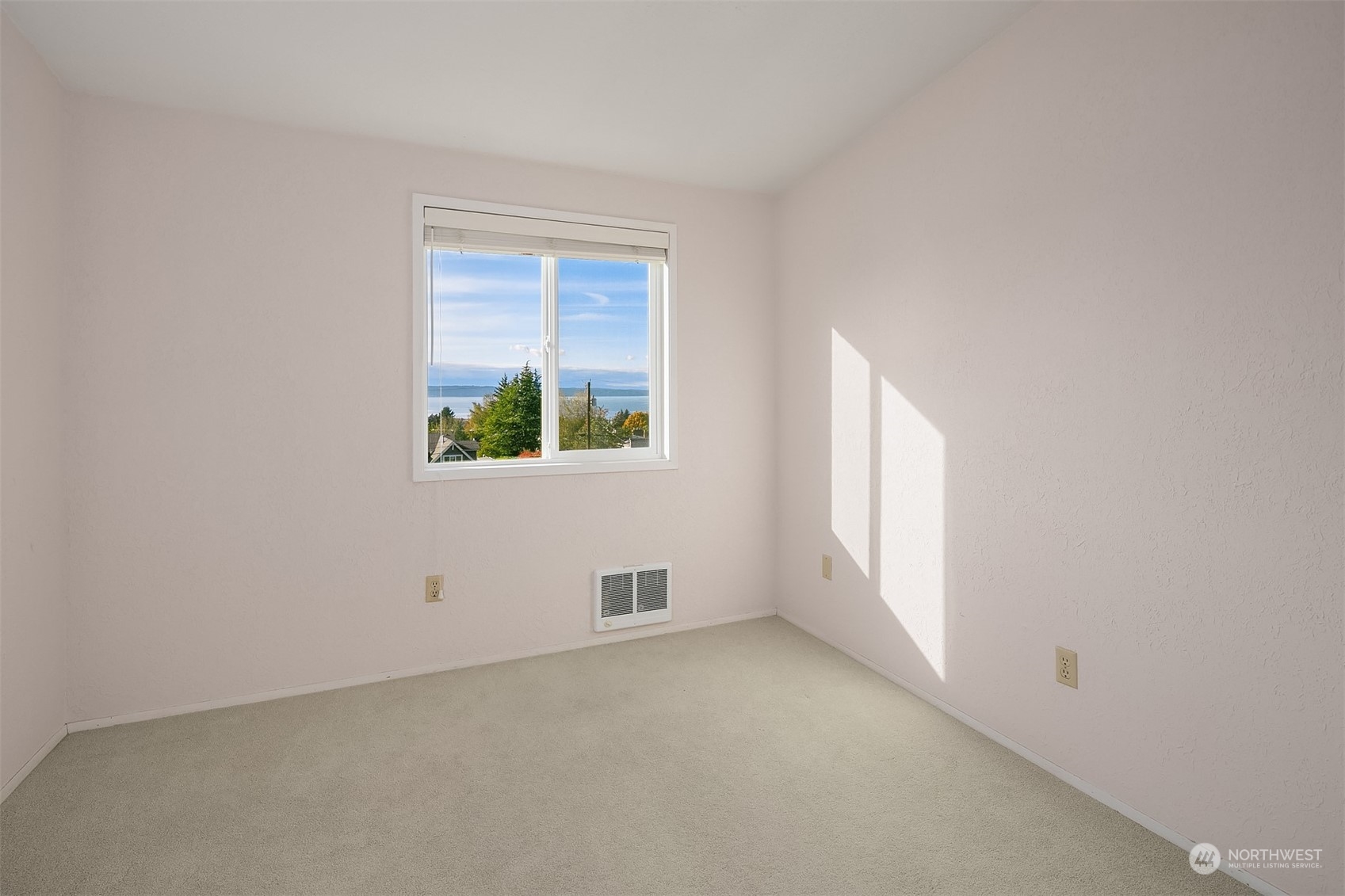 616 View Place Edmonds, WA 98020 - Photo 28 of 40 Gallery Image 28