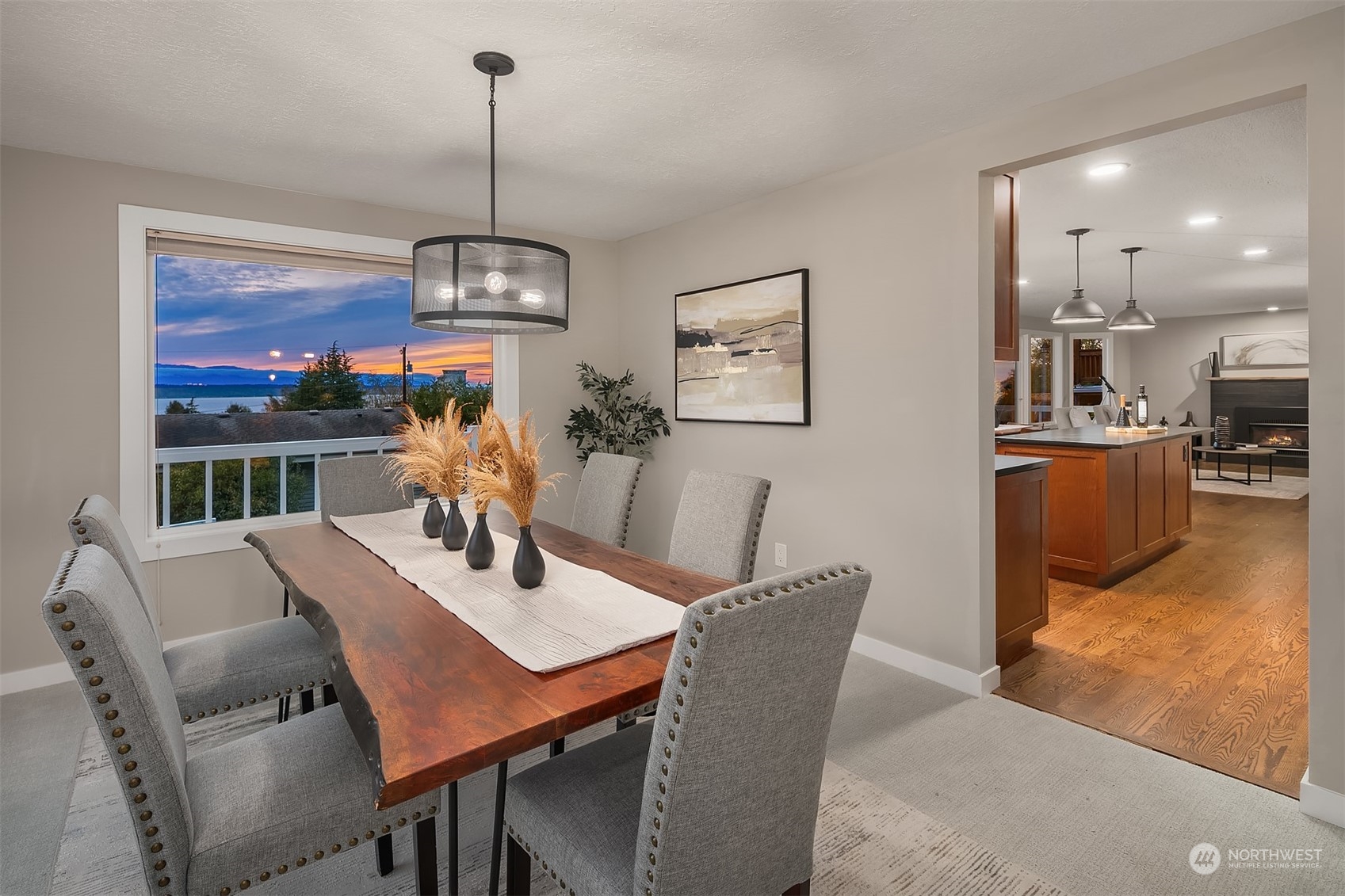 616 View Place Edmonds, WA 98020 - Photo 6 of 40 Gallery Image 6