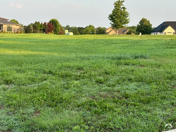 $150,000 | 205 Knotted Bend Court, Lawrence, KS 66049