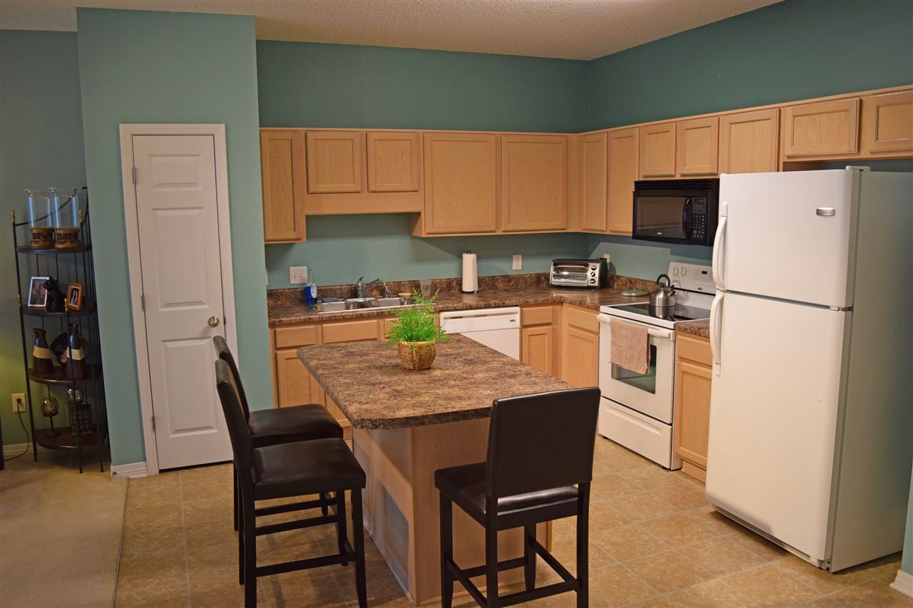 2651-1705 South Juniper Street, Unit 1705 Foley, AL 36535 - Photo 3 of 19 Kitchen with Island