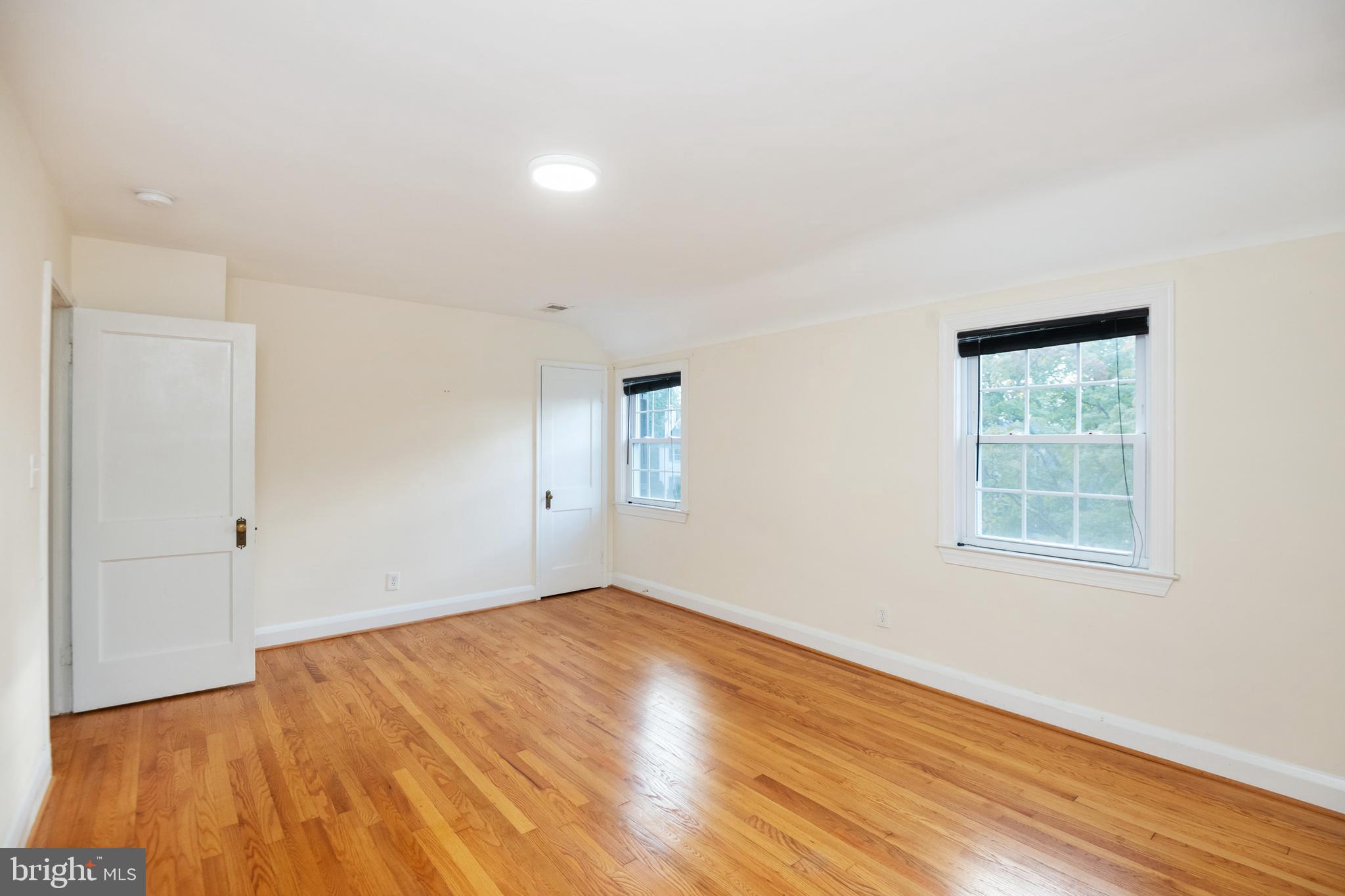 805 Olmstead Road Baltimore, MD 21208 - Photo 24 of 38 Bedroom 2 with hardwood floors