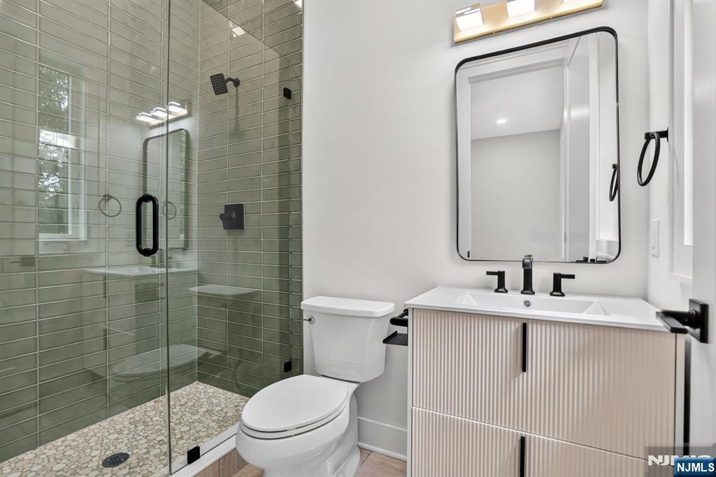 81 Ridge Drive Livingston, NJ 07039 - Photo 8 of 49