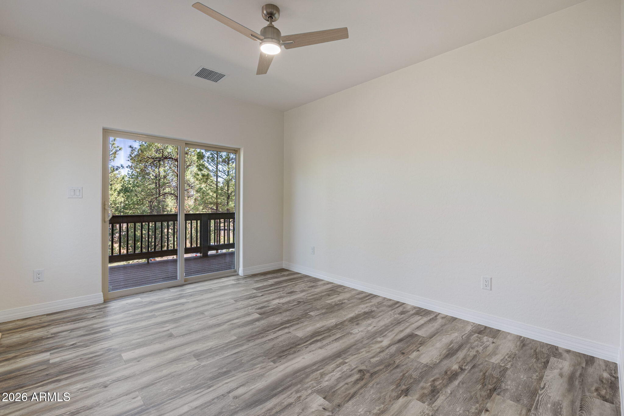 2273 Constellation Circle Overgaard, AZ 85933 - Photo 16 of 35