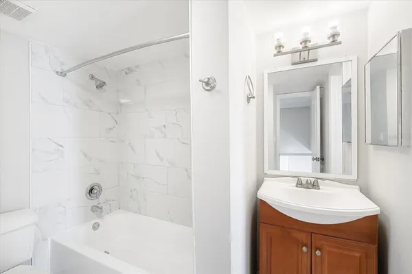 $160,000 | 811 Russell Lane, Unit 309, Brandon, FL 33510