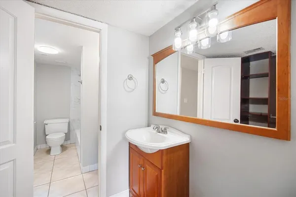 $160,000 | 811 Russell Lane, Unit 309, Brandon, FL 33510