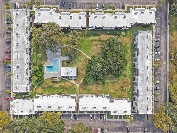 $160,000 | 811 Russell Lane, Unit 309, Brandon, FL 33510