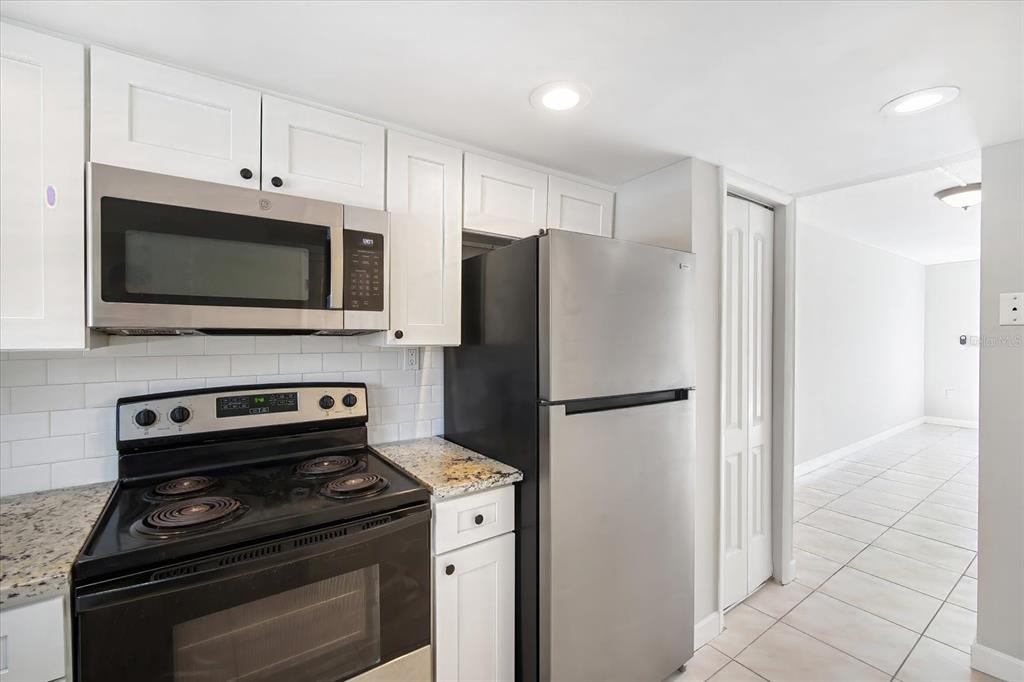 811 Russell Lane, Unit 309 Brandon, FL 33510 - Photo 5 of 34