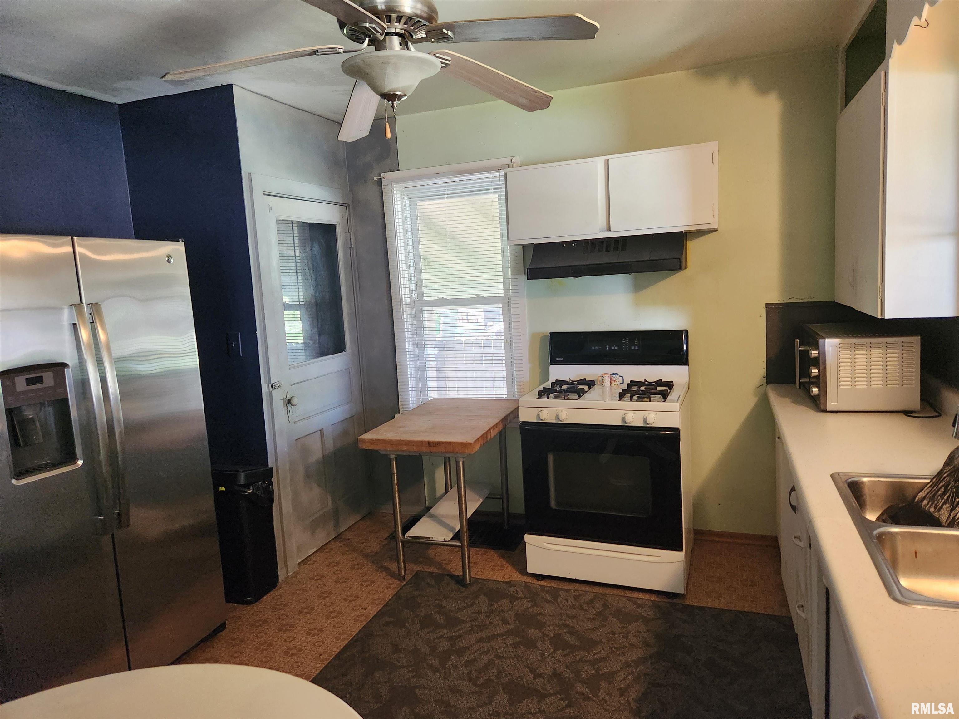 208 East Davis Street Ava, IL 62907 - Photo 17 of 38