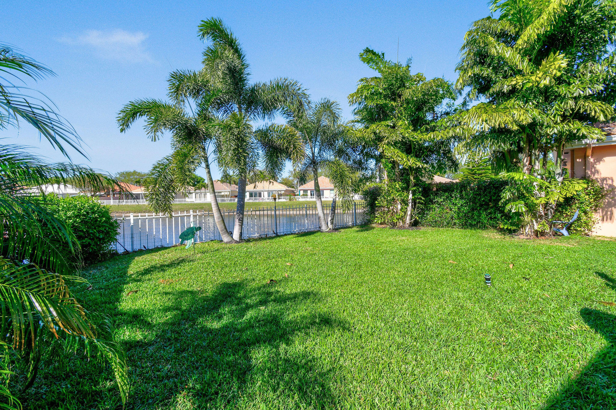 165 Hampton Place Jupiter, FL 33458 - Photo 39 of 44 165HamptonPl(50)