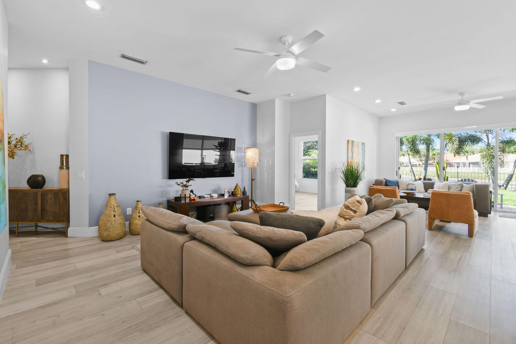 165 Hampton Place Jupiter, FL 33458 - Photo 5 of 44 165HamptonPl(9)