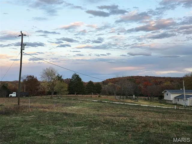 $560,000 | 4023 Juedeman Road, Cuba, MO 65453