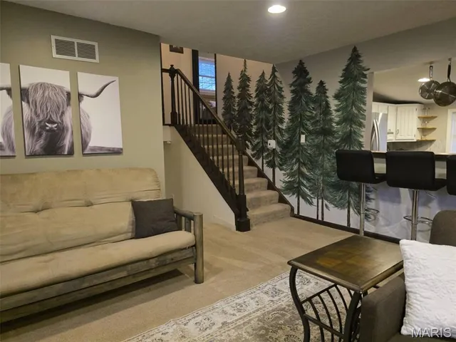 $560,000 | 4023 Juedeman Road, Cuba, MO 65453