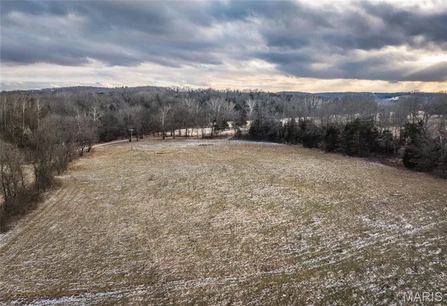 $560,000 | 4023 Juedeman Road, Cuba, MO 65453