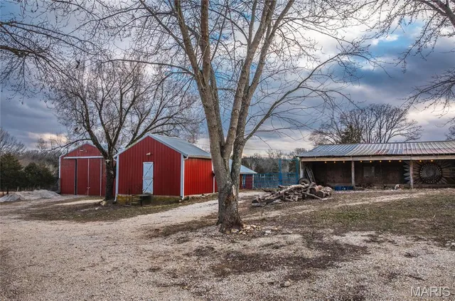 $560,000 | 4023 Juedeman Road, Cuba, MO 65453