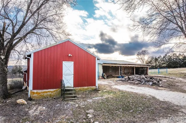 $560,000 | 4023 Juedeman Road, Cuba, MO 65453