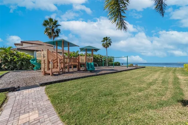 $194,900 | 5913 La Rosa Lane, Apollo Beach, FL 33572