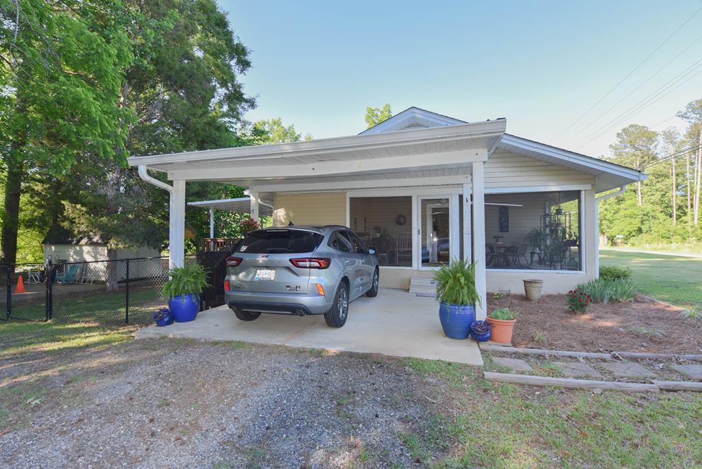 1801 Emerald Road Greenwood, SC 29646 - Photo 34 of 43 Gallery Image 34