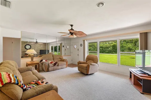 $299,000 | 6196 Lantana Drive, Indian Lake Estates, FL 33843