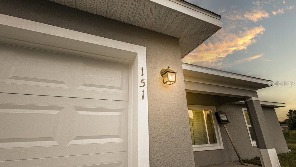 151 Malauka Road Ocklawaha, FL 32179 - Photo 4 of 29 a view of a closet