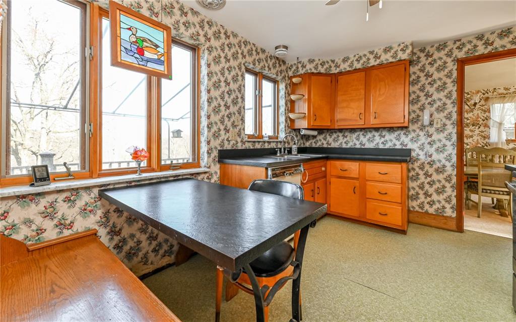 426 Duff Road Sewickley, PA 15143 - Photo 8 of 25 Gallery Image 8