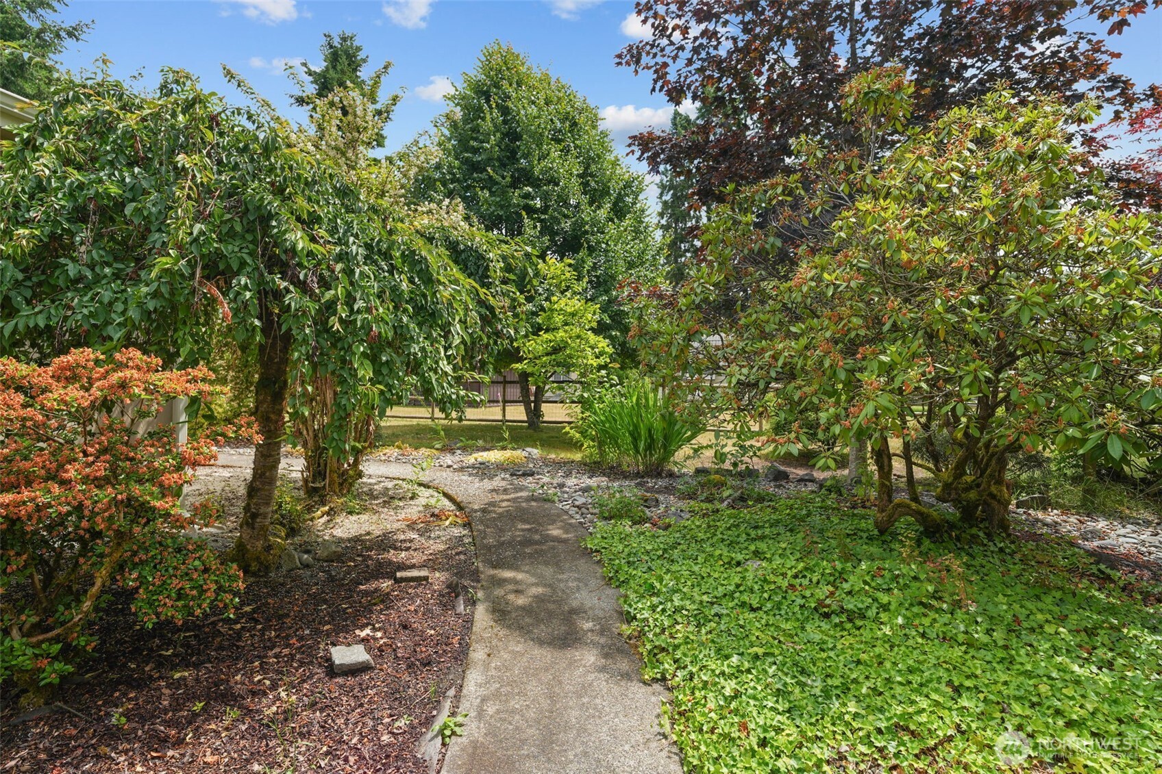 6338 Kirsop Road Southwest Olympia, WA 98512 - Photo 15 of 39 Gallery Image 15