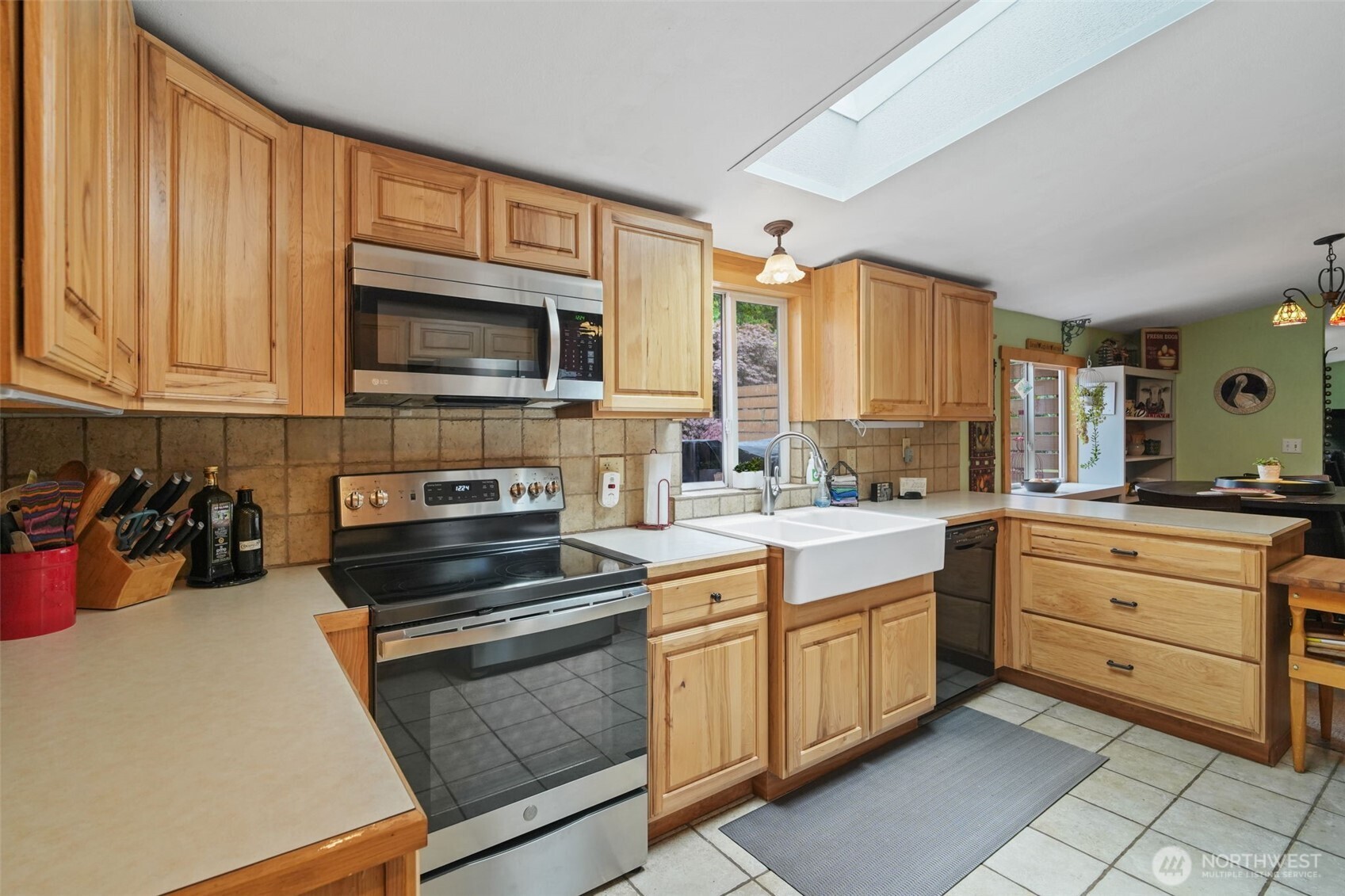 6338 Kirsop Road Southwest Olympia, WA 98512 - Photo 19 of 39 Gallery Image 19