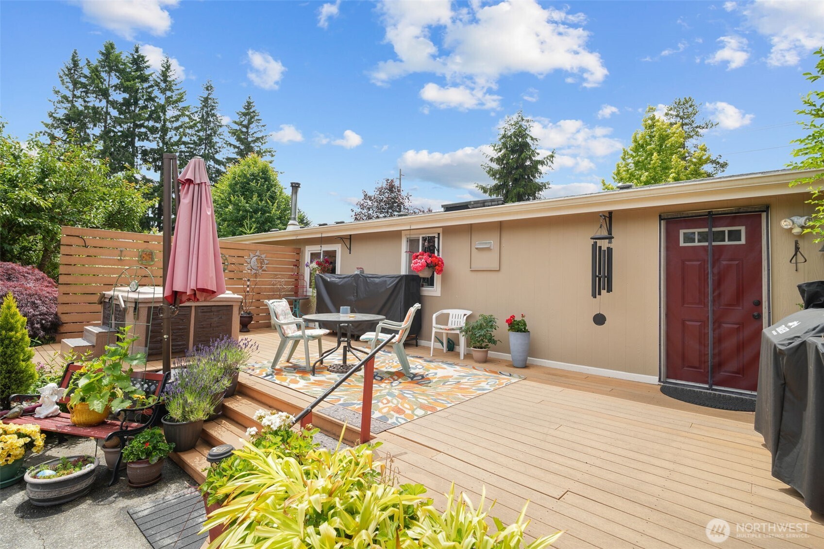 6338 Kirsop Road Southwest Olympia, WA 98512 - Photo 2 of 39 Gallery Image 2