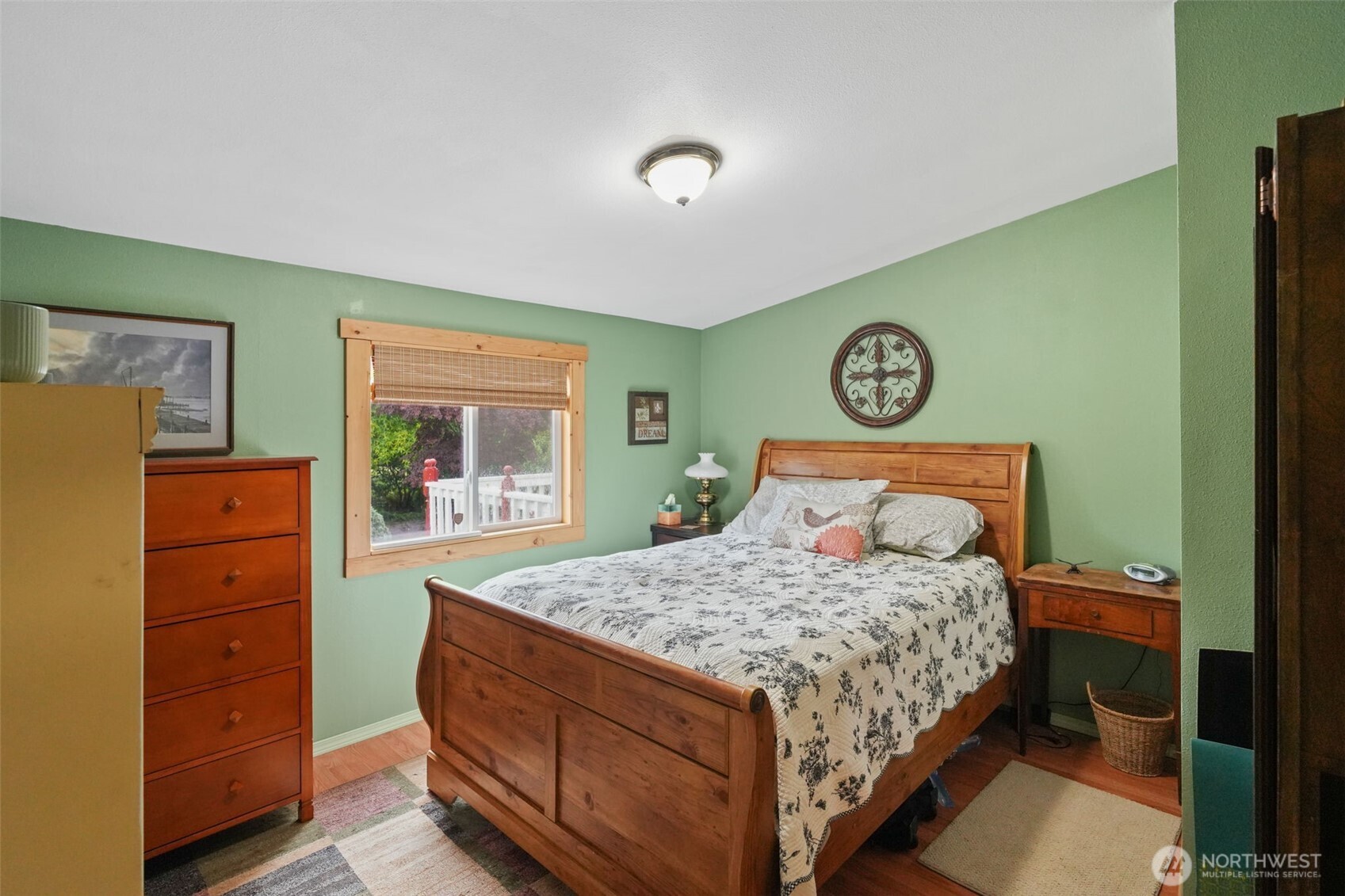 6338 Kirsop Road Southwest Olympia, WA 98512 - Photo 34 of 39 Gallery Image 34