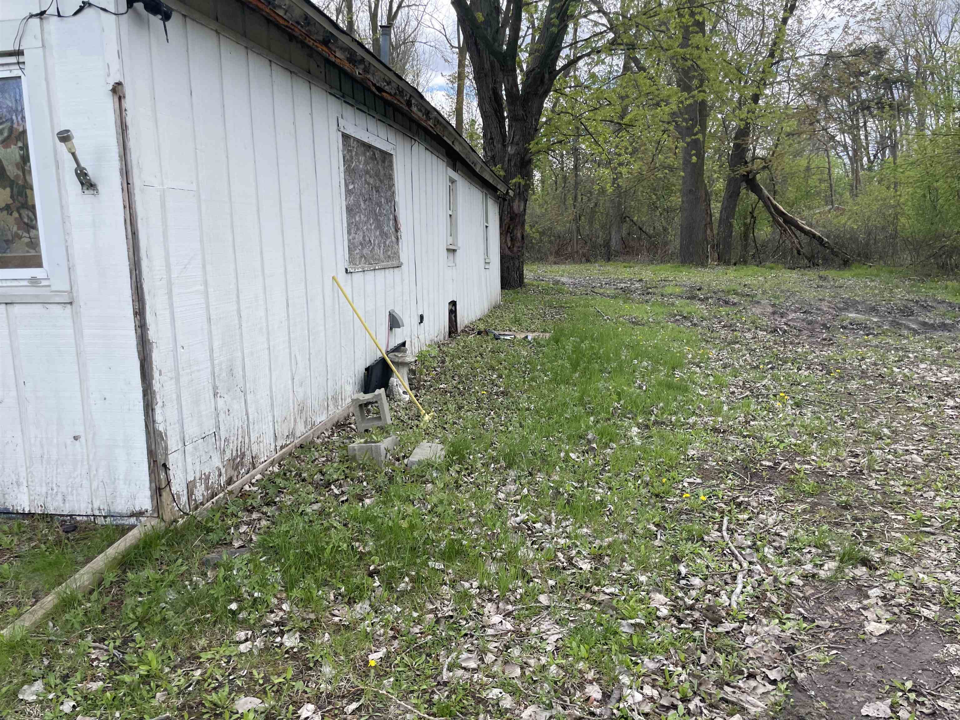 4300 Zimmer Road Bay City, MI 48706 - Photo 10 of 17