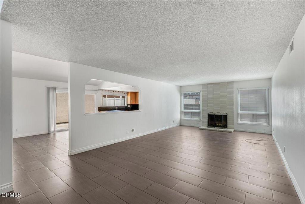 3530 Isle Way Oxnard, CA 93035 - Photo 3 of 46