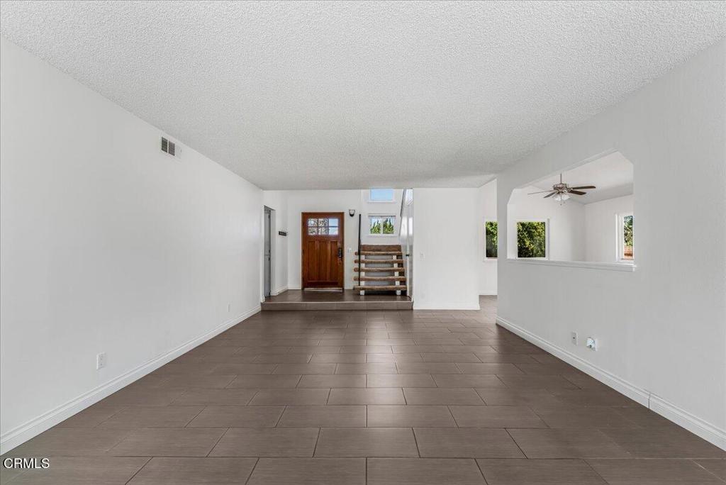 3530 Isle Way Oxnard, CA 93035 - Photo 5 of 46