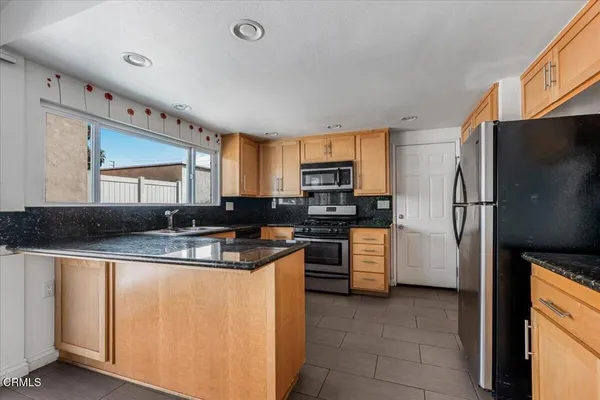 $809,000 | 3530 Isle Way, Oxnard, CA 93035