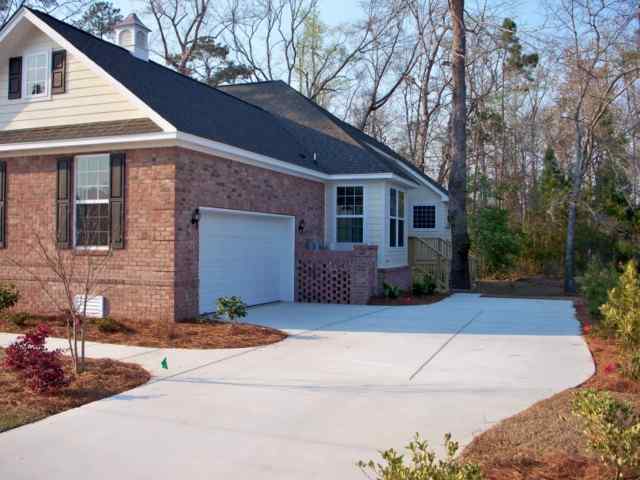 122 Grey Moss Road Murrells Inlet, SC 29576 - Photo 2 of 15 Gallery Image 2